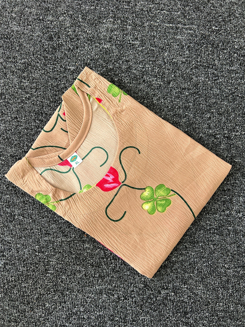Pack of 4 kurti ( Minimum4 Piece )